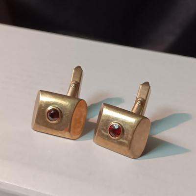 10K GOLD CUFFLINKS