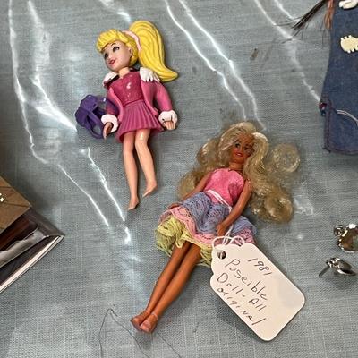 Lot 906 Barbie & other Dolls