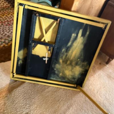 Lot 909 card table for sewing machine