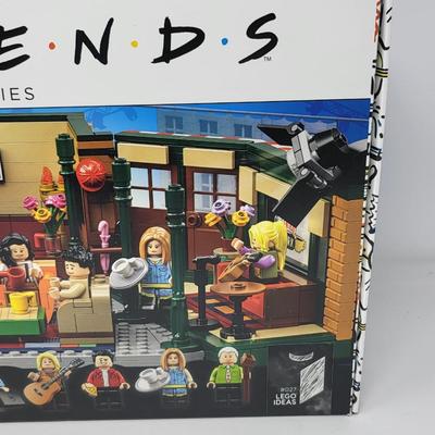 Sealed Friends Central Perk Lego Set 21319