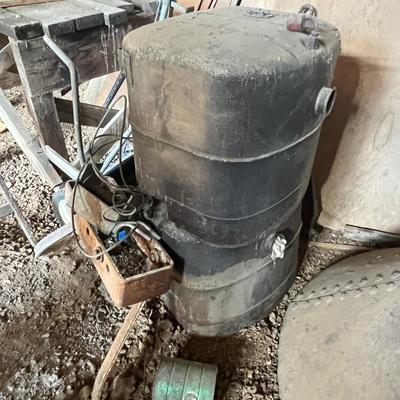 Lot 924 Quonset Back area