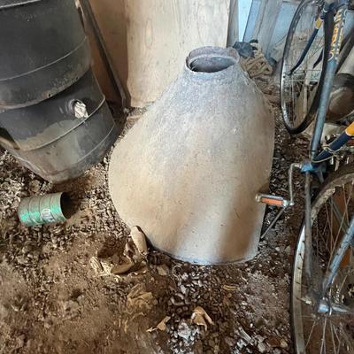 Lot 924 Quonset Back area