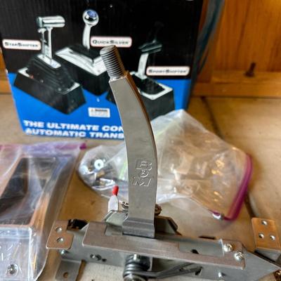 B&M AUTOMATIC SHIFTER & OTHER AUTO ITEMS