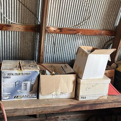 Lot 926 Quonset Work Bench