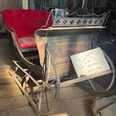 Lot 930 Studebaker 1890s sleigh