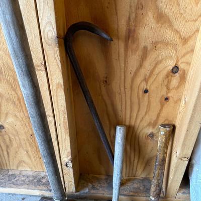 SLEDGE HAMMERS, RATCHET STRAPS, EXTENSION POLE AND MORE