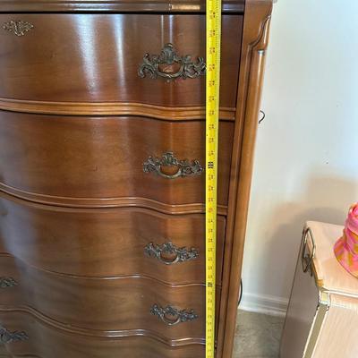 Bassett Dresser - bedroom set 1
