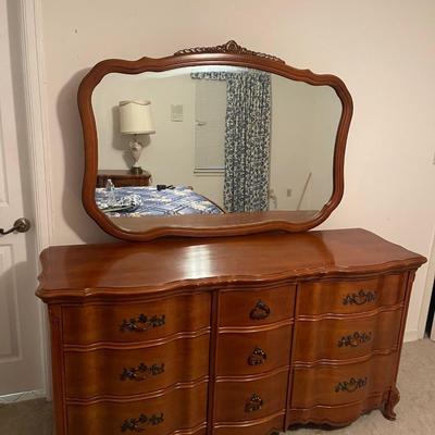 Bassett 9 drawer Dresser - Bedroom Set 1