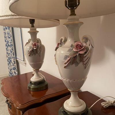 Lamp- capodimonte style floral pair