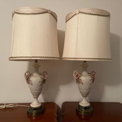 Lamp- capodimonte style floral pair