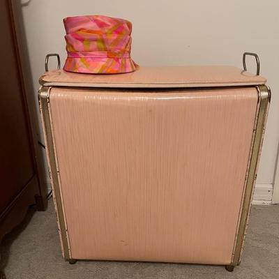 Vintage Hamper - Pink