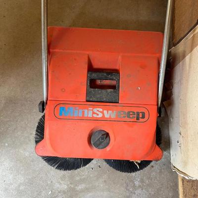 MINI SWEEP PUSH FLOOR SWEEPER