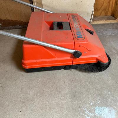 MINI SWEEP PUSH FLOOR SWEEPER