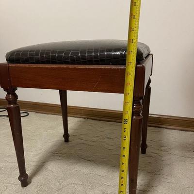 Stool- storage