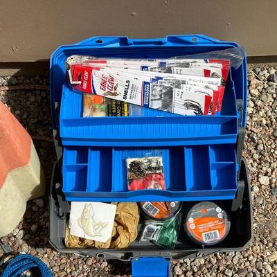 TACKLE BOX W/TACKLE, MINNOW BUCKET
