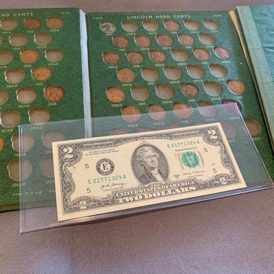 Lincoln Cent Collector Book & Clean $2 Bill