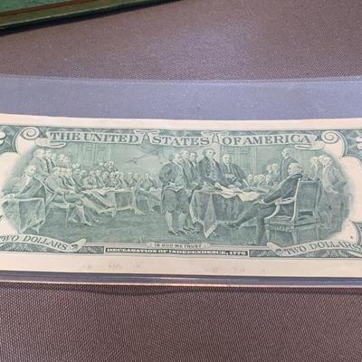 Lincoln Cent Collector Book & Clean $2 Bill