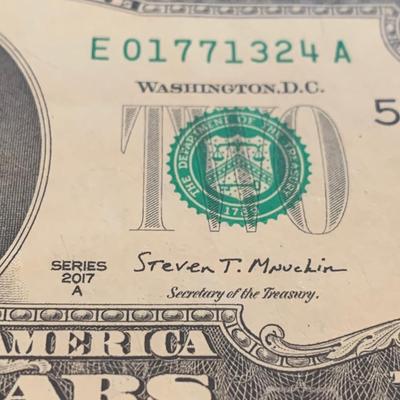 Lincoln Cent Collector Book & Clean $2 Bill