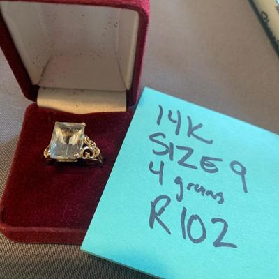 14k Gold Estate Ring Size 9