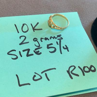 10k Gold Estate Ring - Size 5