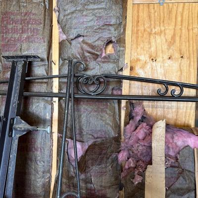 QUEEN SIZE IRON AND WOOD BED FRAME