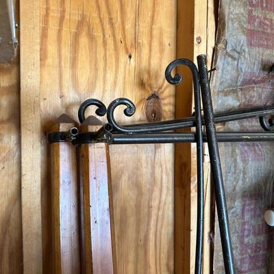 QUEEN SIZE IRON AND WOOD BED FRAME