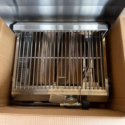 NEW MEMBER'S MARK PORTABLE GRILL