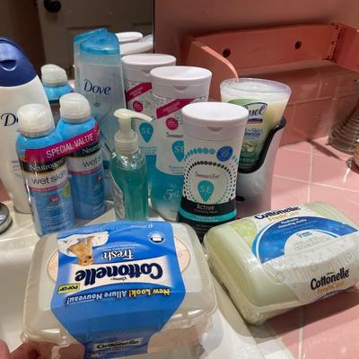 Bathroom soap lot