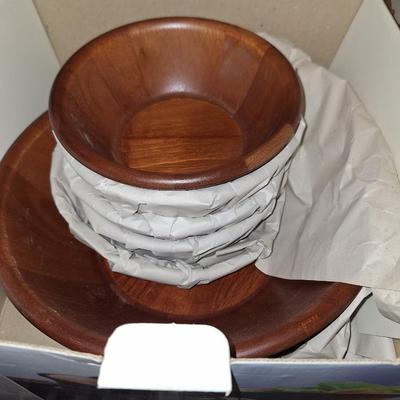 7pc Cherry Finish Salad Set