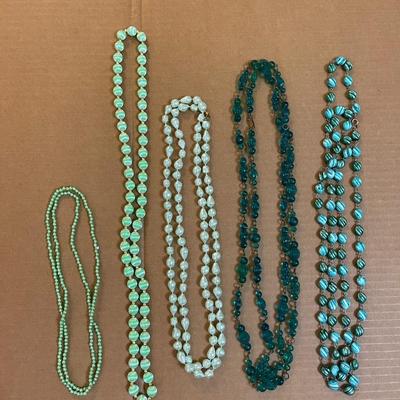 Jewelry - green lot