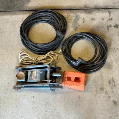 FLOOR JACK, TIRE HUGGER AND 220W CORDS