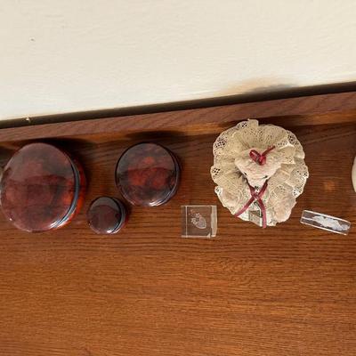 KNICK KNACKS