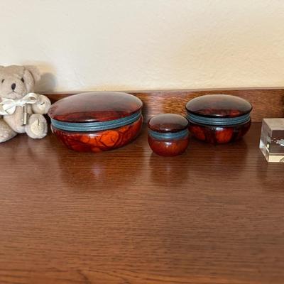 KNICK KNACKS