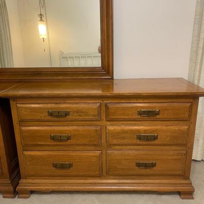 Pair of 6 drawer dressers w mirror by Thomasville