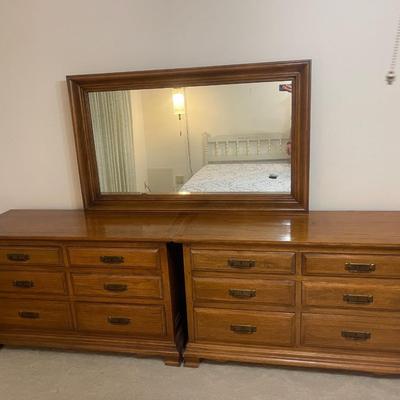 Pair of 6 drawer dressers w mirror by Thomasville