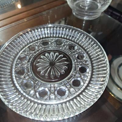 Crystal plate