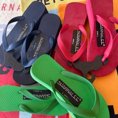 DFW airport blanket, airport pillow covers, Small & XSmall flip flops