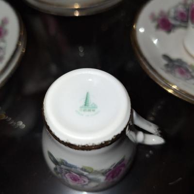 6 Demitasse + Saucers