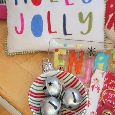 Mirror, holiday pillows