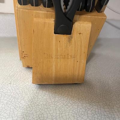 Knife block with knives