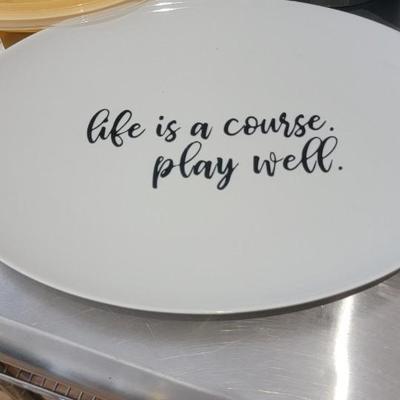 Egg tray, knife set
