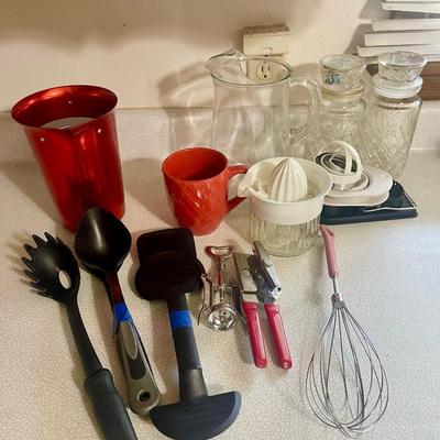 Pitcher juicer lot