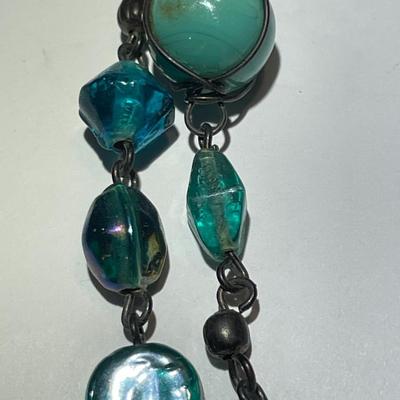 Vintage Preowned Green Glass Bead Slip-on Fashion Necklace 48" Long in Good Condition as Pictured.