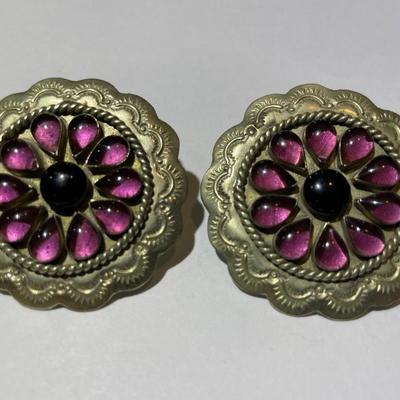 Vintage Southwest Amethyst Silver-tone Stud Earrings in Good Preowned Condition.