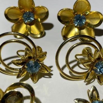 Vintage Mid-Century Gold-toned Lot of 2-Earring Sets & 2-Pins in Good Preowned Condition.