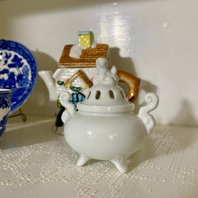 Blue Tea Lot