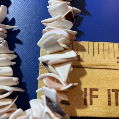 Vintage Pink Angel Skin Coral Fragment 20" Necklace in Good Preowned Condition.