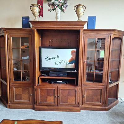 5 pc Entertainment Center