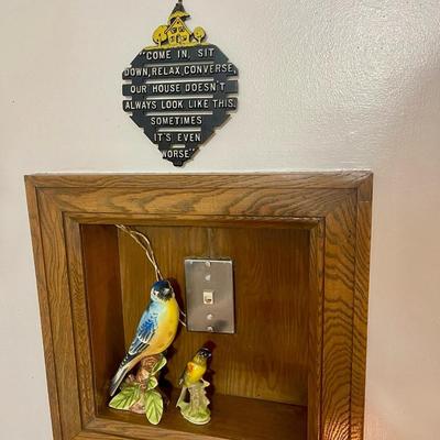 Bird and plaque lot