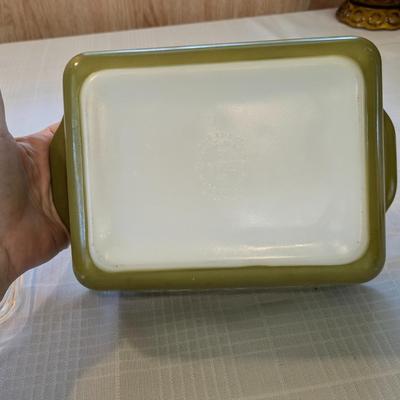 VTG Pyrex Spring Blossom Green Crazy Daisy Refrigerator Dish With Lid